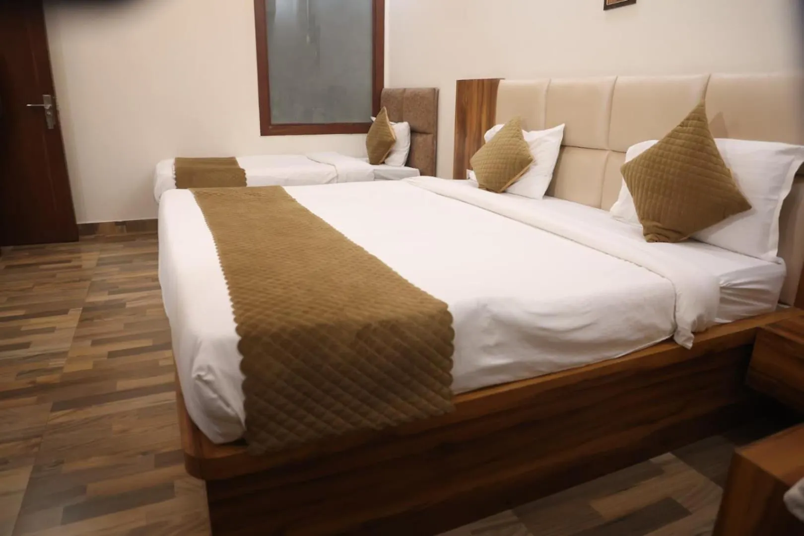 Hotel Taj Sarovar Agra  India
