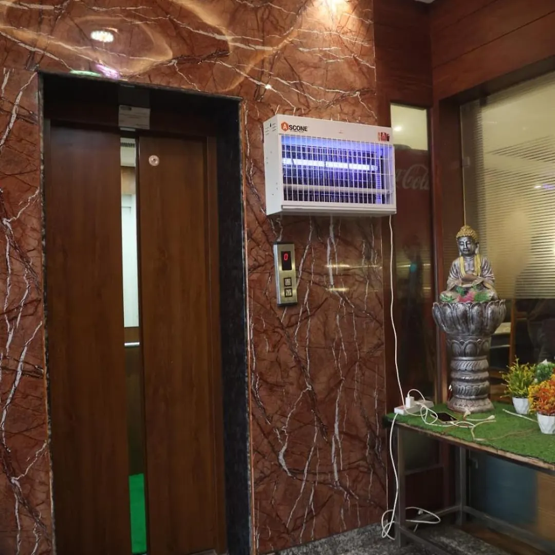 Hotel Taj Sarovar Agra