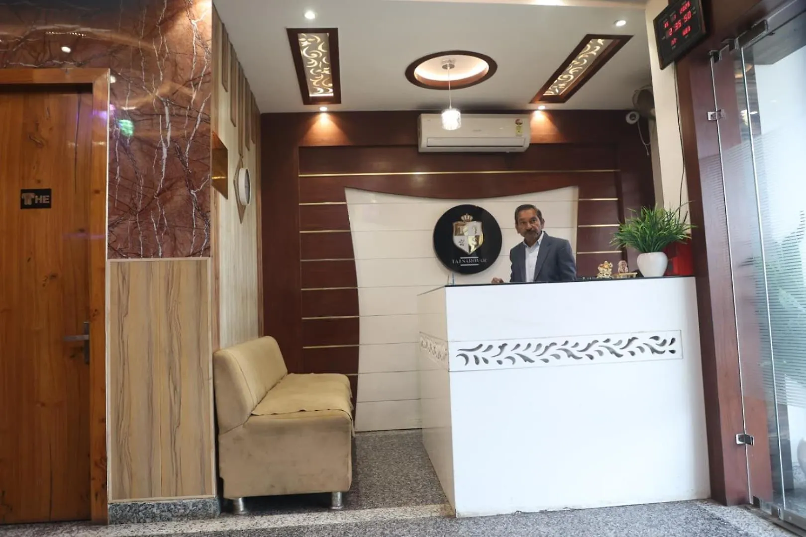 Hotel Taj Sarovar Agra  3*, Agra (Uttar Pradesh)