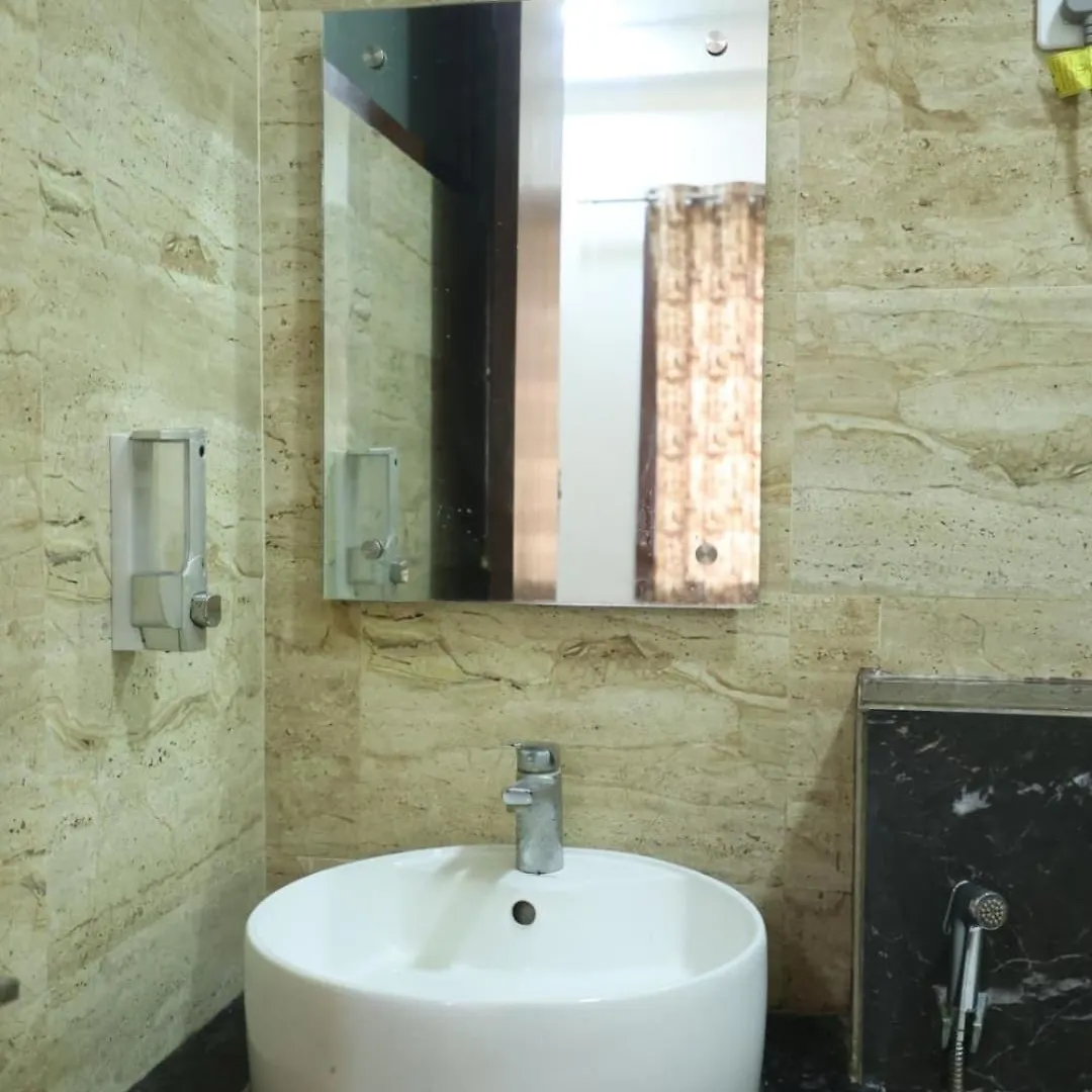 Hotel Taj Sarovar Agra   Agra (Uttar Pradesh)