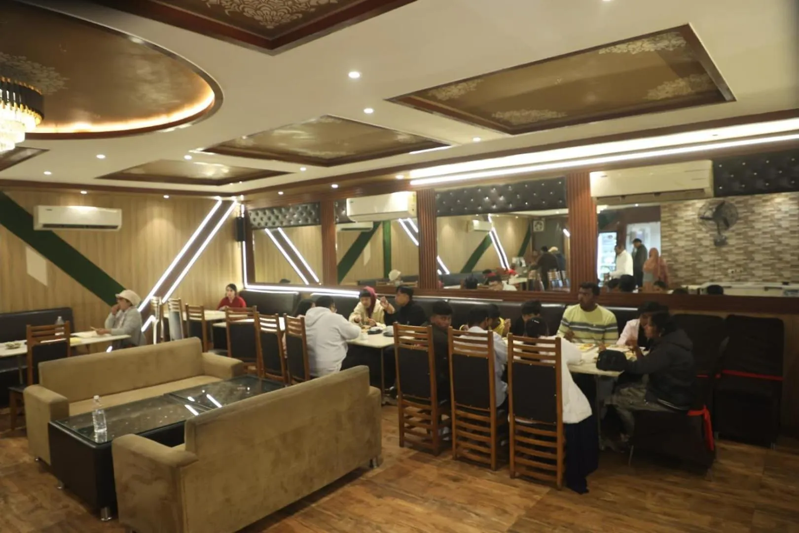 Hotel Taj Sarovar Agra